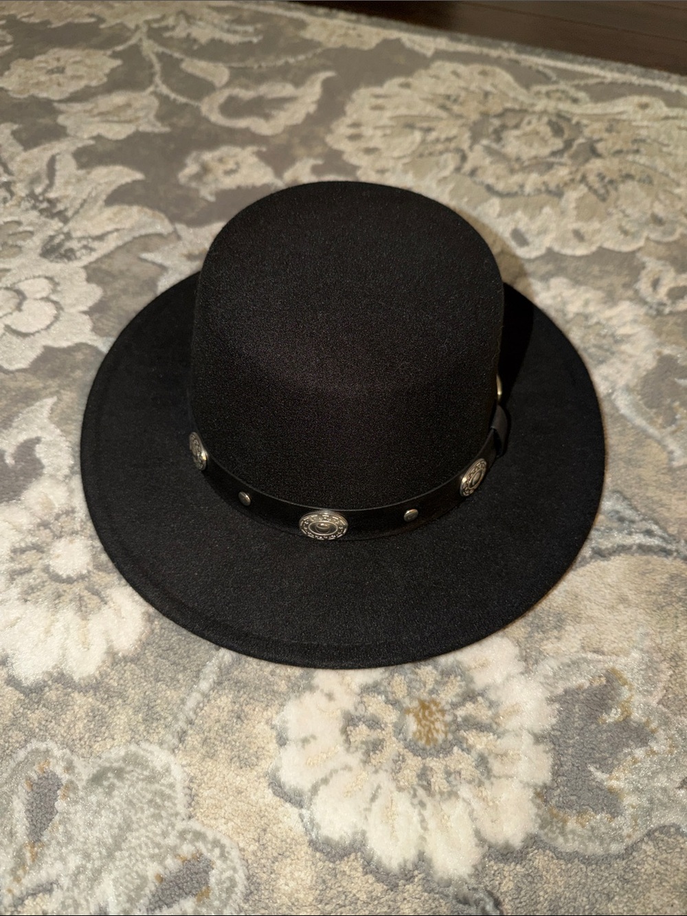 Black fedora hat
